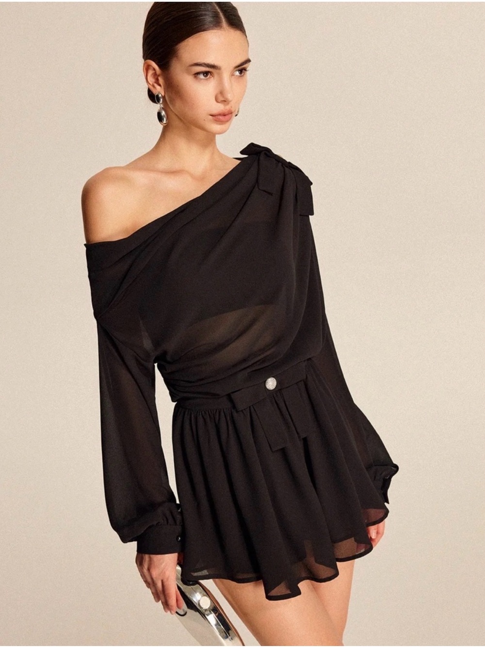 Commense One-Shoulder Black Chiffon Mini Skort Set - Picture 2 of 10